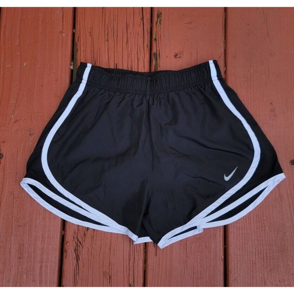 Nike Shorts Womens XS Dri Fit Track Running Jogging Training Ladies 3 Inch - Picture 1 of 4